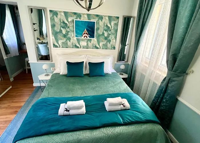 Marcel Center Apartment